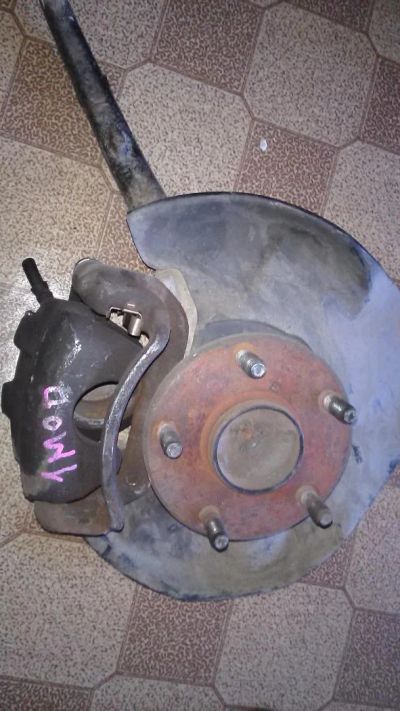 Лот: 5118992. Фото: 1. Ступица правая toyota chaser 100. Ходовая, подвеска, рулевое управление