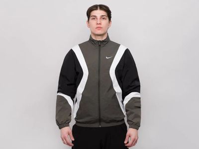 Лот: 25049405. Фото: 1. Ветровка Nike. Верхняя одежда