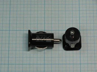 Лот: 12198454. Фото: 1. Блок питания автомобильный USB... Зарядные устройства, блоки питания для бытовой техники