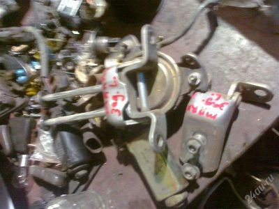 Лот: 2200692. Фото: 1. mark2 90 петли задней левой двери. Другое (автозапчасти)