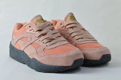 Лот: 16844724. Фото: 1. Кроссовки женские Puma R698 WMNS... Кеды, кроссовки, слипоны