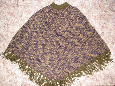 Лот: 2763085. Фото: 1. пончо вязаное. Накидки, шали, палантины