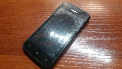 Лот: 6652478. Фото: 1. Телефон Philips xenium w3568... Смартфоны