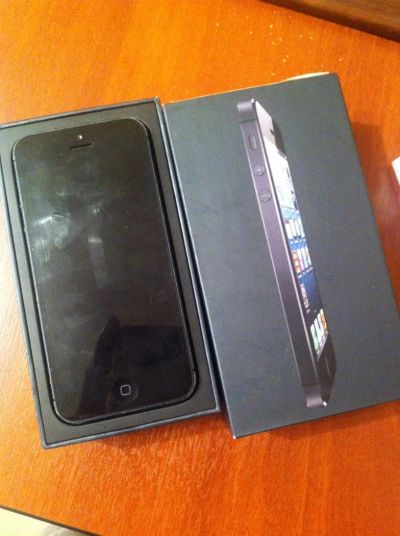 Лот: 4409384. Фото: 1. Apple Iphone 5. Смартфоны