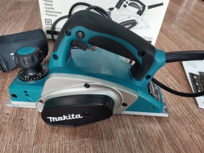 Лот: 25805877. Фото: 1. Электрорубанок makita. Электроинструмент