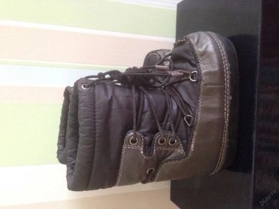 Лот: 5669331. Фото: 1. Зимние луноходы Zara. Другое (обувь)