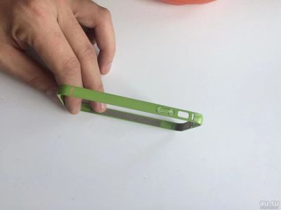Лот: 8360445. Фото: 1. бампер зеленый iphone 5/5s. Чехлы, бамперы