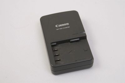 Лот: 3727143. Фото: 1. Зарядное устройство Canon 350D... Другое (фотокамеры)