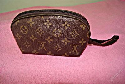 Лот: 1259797. Фото: 1. косметичка LV. Бумажники, кошельки, портмоне