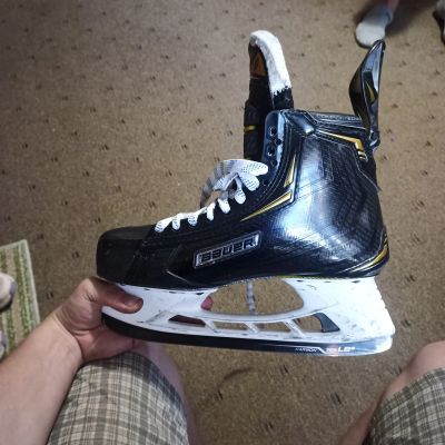 Лот: 25810359. Фото: 1. Продам коньки bauer supreme 2s... Коньки
