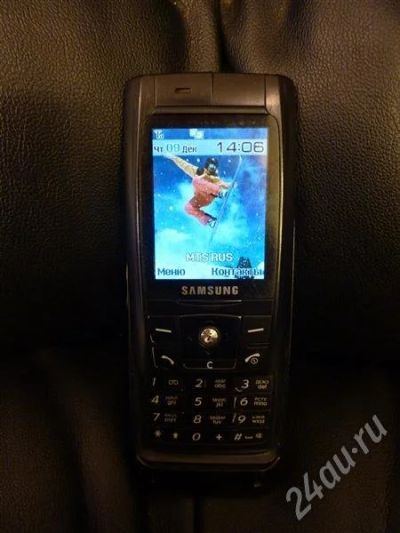 Лот: 607855. Фото: 1. Samsung D820. Кнопочные мобильные телефоны