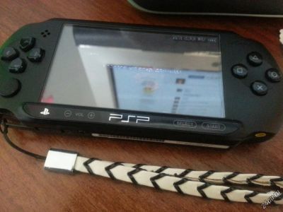 Лот: 5673387. Фото: 1. PSP E1008 Street в идеале!!! Прошита... Игровые приставки, консоли