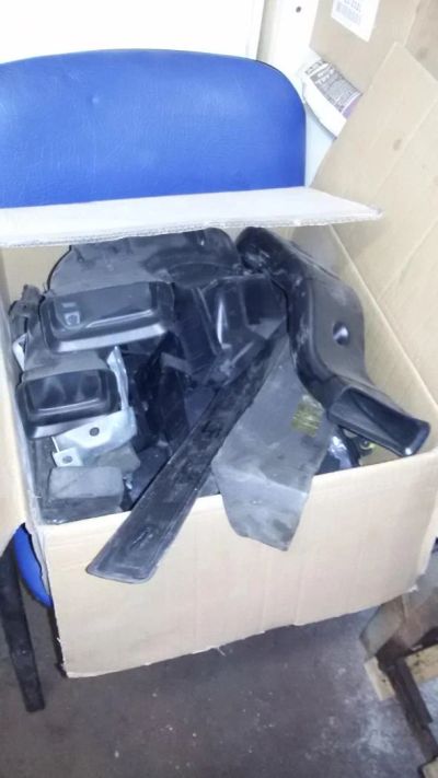 Лот: 4795994. Фото: 1. subaru traviq xm220 воздуховоды... Салон