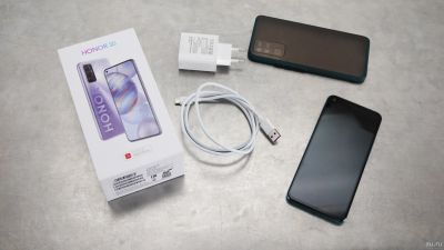 Лот: 18489612. Фото: 1. Смартфон Honor 30 8/128GB Emerald... Смартфоны