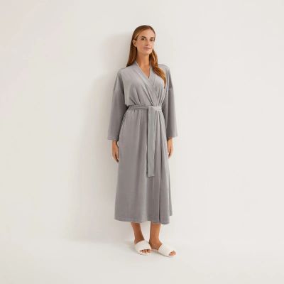 Лот: 25276757. Фото: 1. Халат Lusso, серый. Домашняя одежда