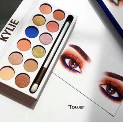 Лот: 10375760. Фото: 1. тени Kylie The Royal Peach Palette. Макияж