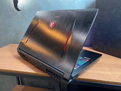 Лот: 25085176. Фото: 1. MSI Titan 15,6"FHD/i7-8750h/GTX1070... Ноутбуки
