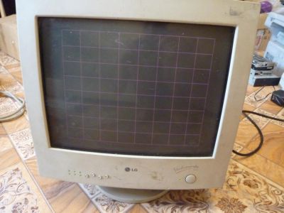 Лот: 4438655. Фото: 1. Монитор LG CB550BN. ЭЛТ-мониторы