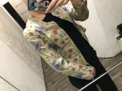 Лот: 14948728. Фото: 1. ДЖинсовая куртка Benetton, размер... Верхняя одежда