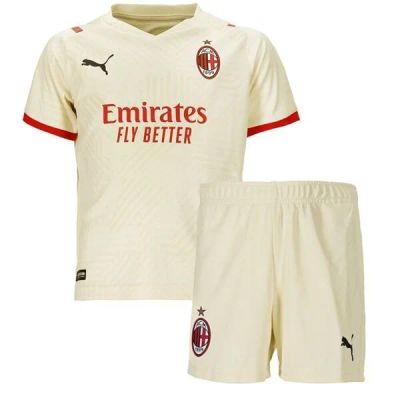 Лот: 18983341. Фото: 1. Футбольная форма Puma AC Milan... Форма