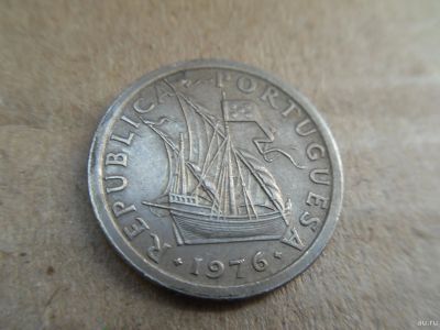 Лот: 16165943. Фото: 1. Португалия 2.5 эскудо 1976 кораблик. Европа