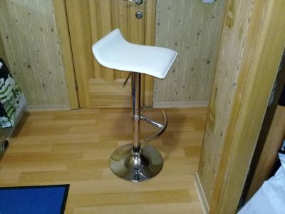 Лот: 17130046. Фото: 1. Стул барный. Столы, стулья, обеденные группы