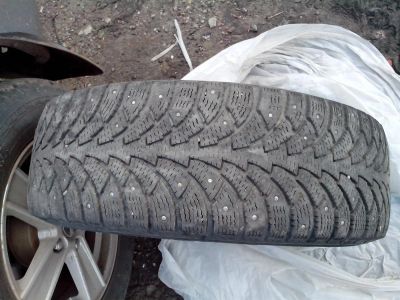 Лот: 3061887. Фото: 1. Nokian Hakkapeliitta 4. Шины
