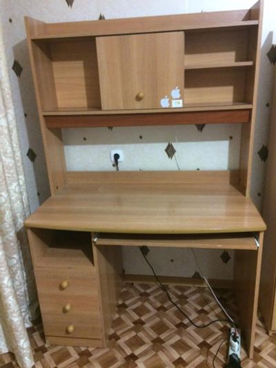 Лот: 9298780. Фото: 1. Компьютерный стол. Компьютерные и письменные столы