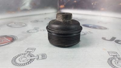 Лот: 24576244. Фото: 1. Крышка масляного фильтра Opel... Двигатель и элементы двигателя