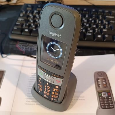Лот: 21257703. Фото: 1. Dect-трубка Gigaset R650H PRO... DECT и радиотелефоны