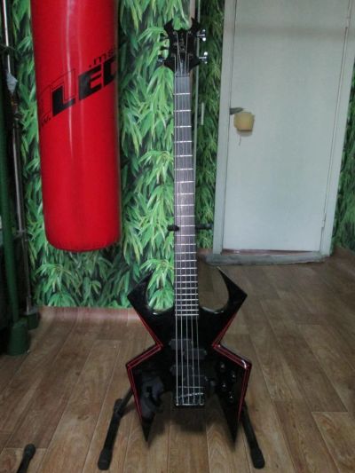Лот: 4217306. Фото: 1. Бас-гитара B.C. Rich Widow WMD... Гитары