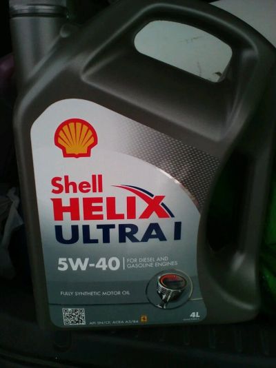 Лот: 12613978. Фото: 1. Масло моторное Shell Helix Ultra... Масла, жидкости