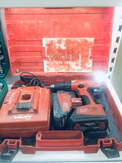 Лот: 14986811. Фото: 1. Шуруповерт Hilti SF-121A. Электроинструмент