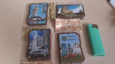 Лот: 7190690. Фото: 1. магнит лада приора тольятти. Магниты сувенирные
