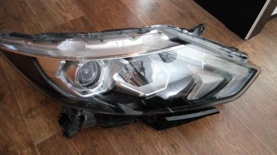 Лот: 7047558. Фото: 1. Фара передняя правая LED на Nissan... Оптика и освещение