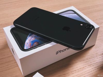 Лот: 17942527. Фото: 1. iPhone XR 64 Gb. Смартфоны