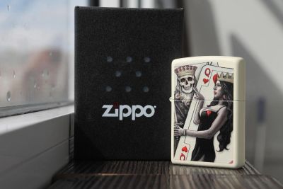 Лот: 10093109. Фото: 1. Зажигалка Zippo "Skull King Queen... Зажигалки, спички, пепельницы