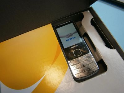 Лот: 3377037. Фото: 1. Nokia 6700 хром в оличном состоянии... Кнопочные мобильные телефоны