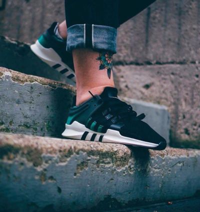 Лот: 10939688. Фото: 1. Кроссовки adidas nmd boost. Кеды, кроссовки, слипоны