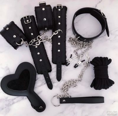 Лот: 6874397. Фото: 1. Набор для интим игр черный наручники... Другое (интимные товары)