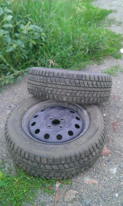 Лот: 5975403. Фото: 1. Комплект шин Dunlop R15 на штампованных... Шины на дисках