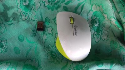 Лот: 10148282. Фото: 1. Компактная Беспроводная мышь Smartbuy. Клавиатуры и мыши