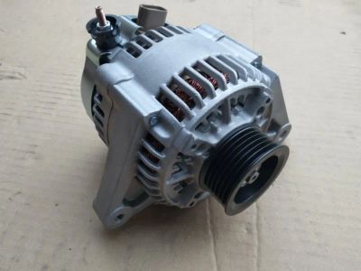 Лот: 21396188. Фото: 1. генератор Toyota Vista ZZV50. Двигатель и элементы двигателя