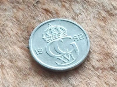 Лот: 9925450. Фото: 1. Монета 10 эри оре ери Швеция 1982... Европа
