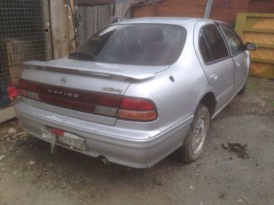 Лот: 10344439. Фото: 1. в разбор Nissan cefiro 1995 года. Авто в разбор