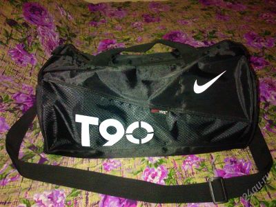 Лот: 2472411. Фото: 1. Сумка NIKE. Спортивная символика и атрибутика