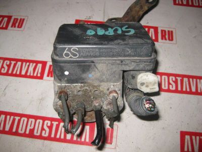 Лот: 20896108. Фото: 1. Блок abs Toyota Vitz SCP90 2SZ-FE... Двигатель и элементы двигателя