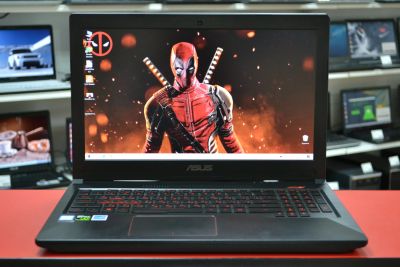 Лот: 15216410. Фото: 1. Asus (Intel core i7-7700HQ 8x2... Ноутбуки