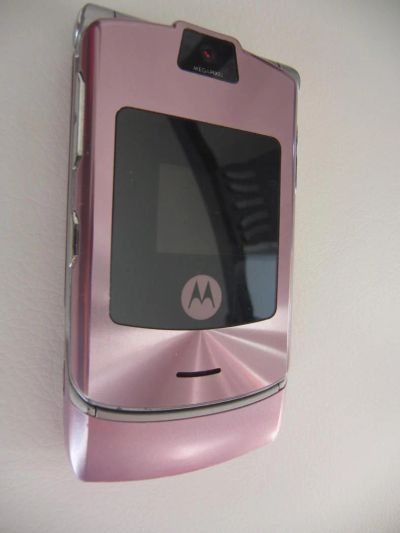 Лот: 4138395. Фото: 1. Motorola RAZR V3i. Кнопочные мобильные телефоны