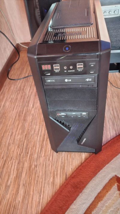 Лот: 21779902. Фото: 1. Добротный системник Zalman core... Компьютеры в сборе